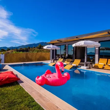 6 Kisilik Harika Dogada Ozel Havuzlu Villa, Mugla-awz215 Fethiye